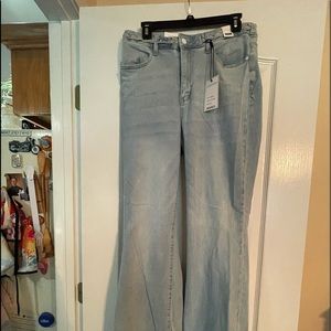 Judy Blue Flared Jeans